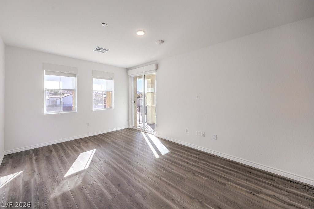 2555 Hampton Road 8202