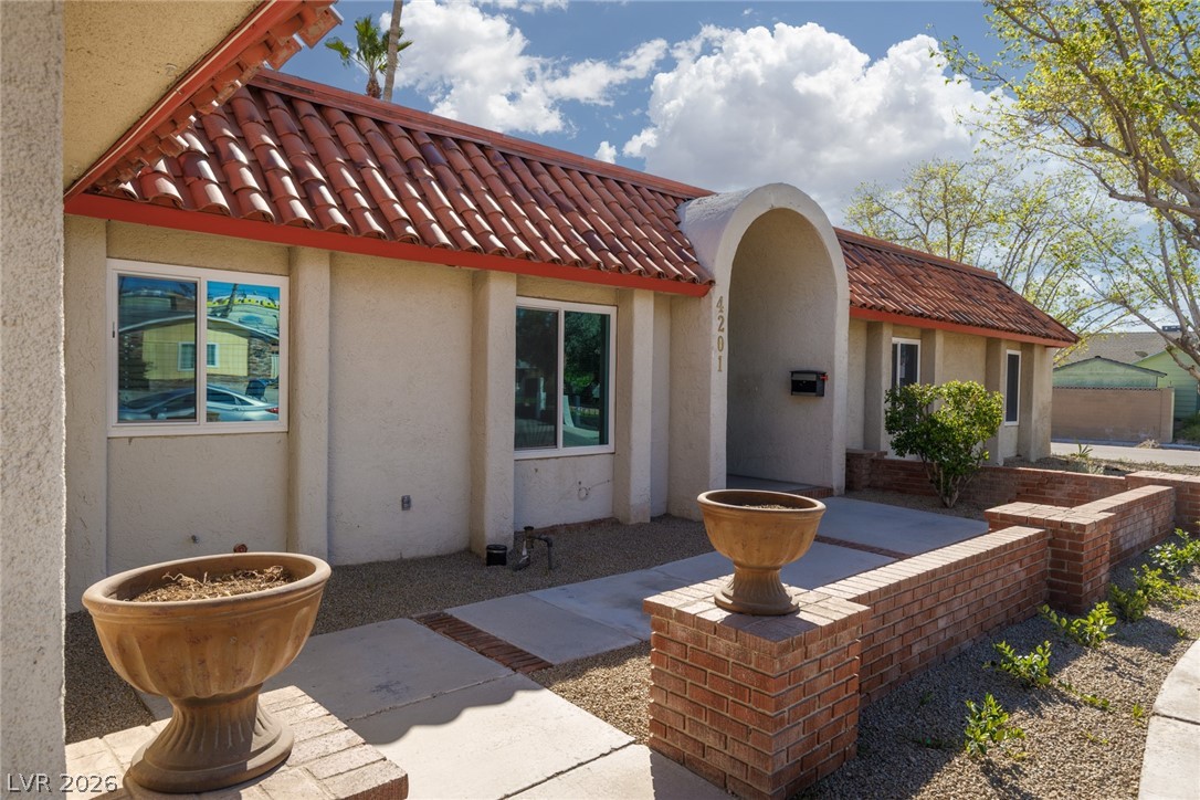 4201 Greenhill Drive