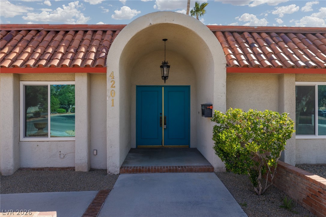 4201 Greenhill Drive