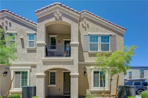 Photo of 678 Anemone Lane, Henderson, NV 89015 (MLS # 2805078)