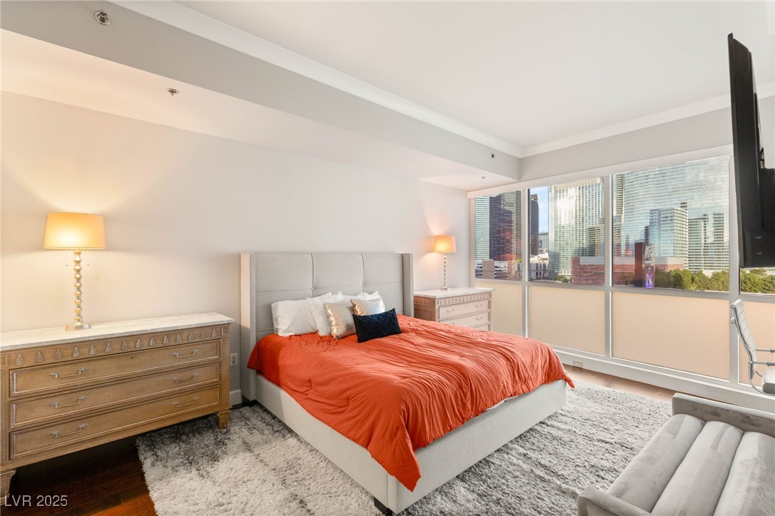 Las Vegas, Nevada 89103, United States, 2 Bedrooms Bedrooms, ,2 BathroomsBathrooms,Residential,Active,228530