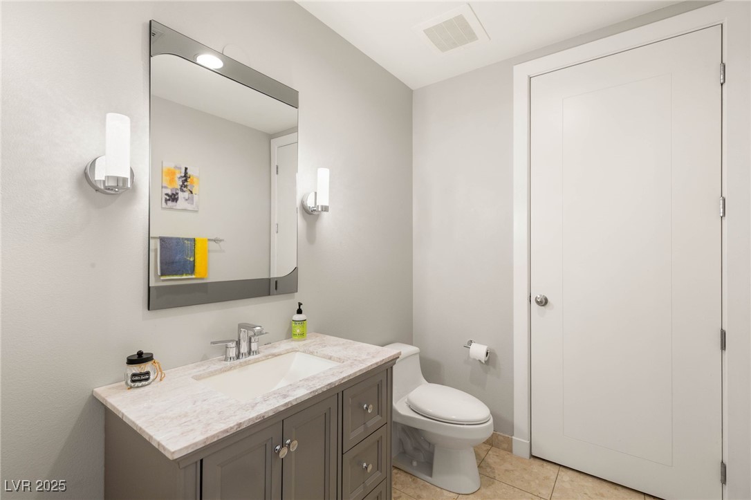 Las Vegas, Nevada 89103, United States, 2 Bedrooms Bedrooms, ,2 BathroomsBathrooms,Residential,Active,228530