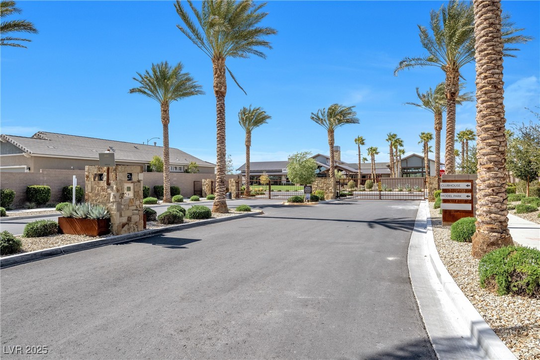 North Las Vegas, Nevada 89086, United States, 2 Bedrooms Bedrooms, ,2 BathroomsBathrooms,Residential,Active,253401