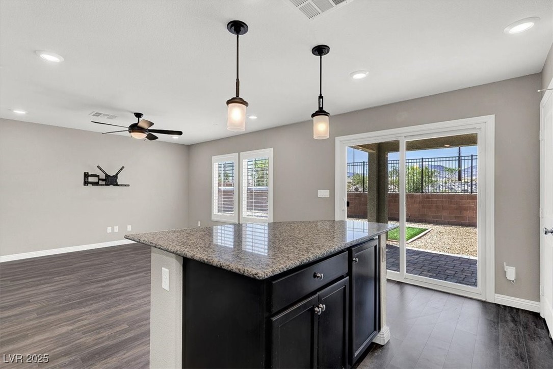 Henderson, Nevada 89044, United States, 5 Bedrooms Bedrooms, ,3 BathroomsBathrooms,Residential,Pending,190136