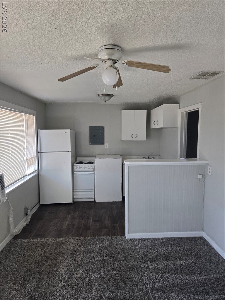 409 W Van Buren Avenue 5