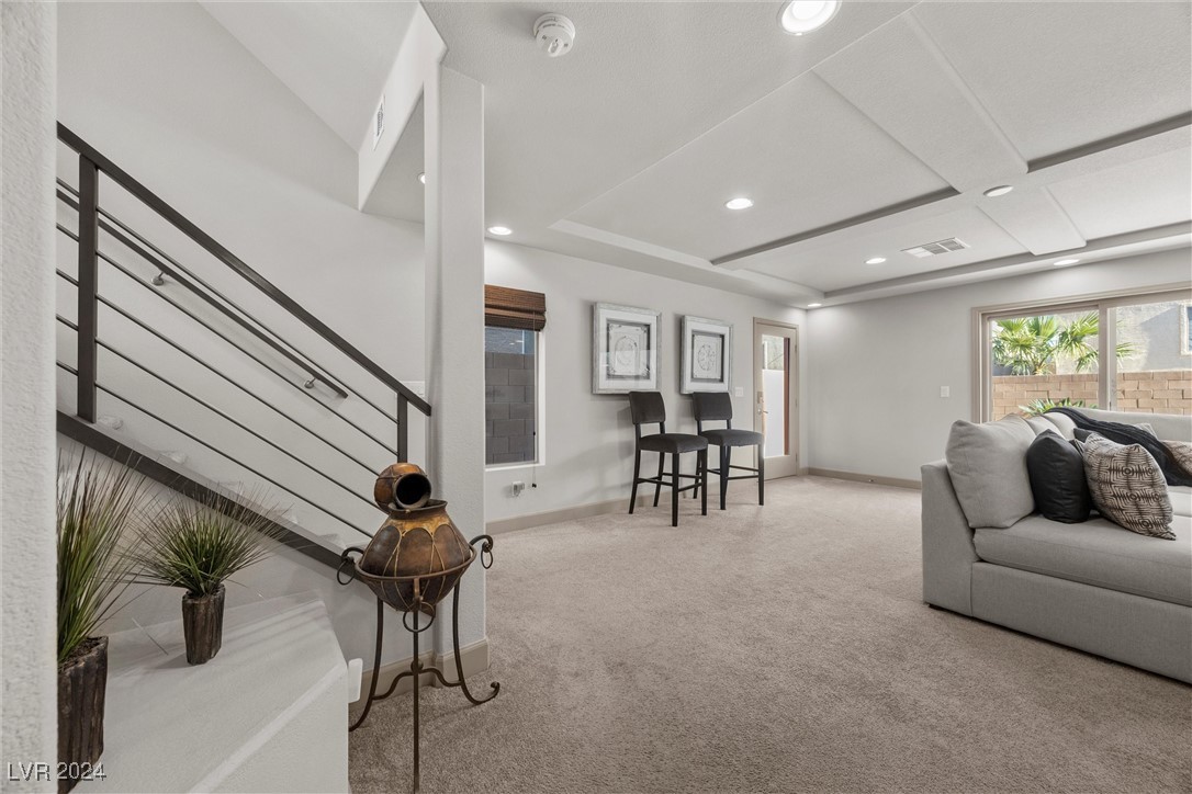 Las Vegas, Nevada 89141, United States, 5 Bedrooms Bedrooms, ,4 BathroomsBathrooms,Residential,Pending,27003