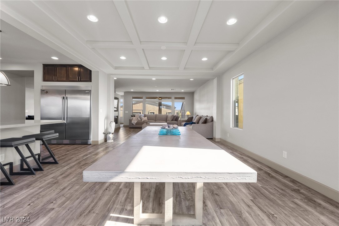 Las Vegas, Nevada 89141, United States, 5 Bedrooms Bedrooms, ,4 BathroomsBathrooms,Residential,Pending,27003