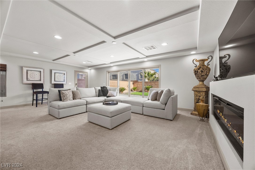 Las Vegas, Nevada 89141, United States, 5 Bedrooms Bedrooms, ,4 BathroomsBathrooms,Residential,Pending,27003