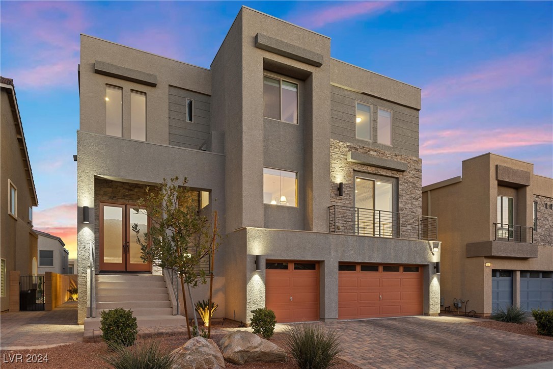 Las Vegas, Nevada 89141, United States, 5 Bedrooms Bedrooms, ,4 BathroomsBathrooms,Residential,Pending,27003