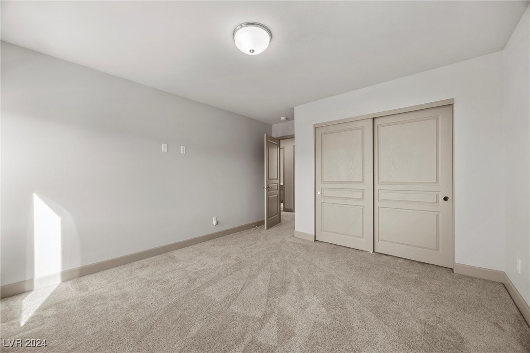 Las Vegas, Nevada 89141, United States, 5 Bedrooms Bedrooms, ,4 BathroomsBathrooms,Residential,Pending,27003