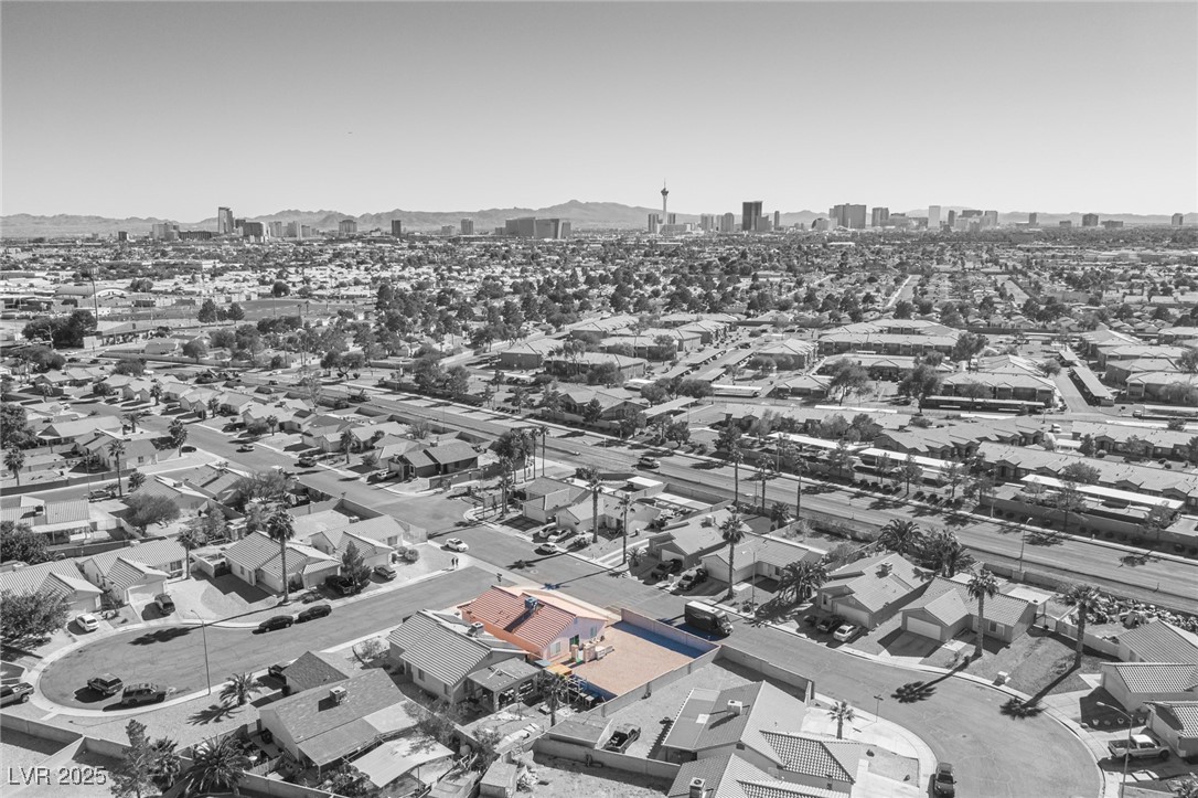 2031 Hillscroft Court