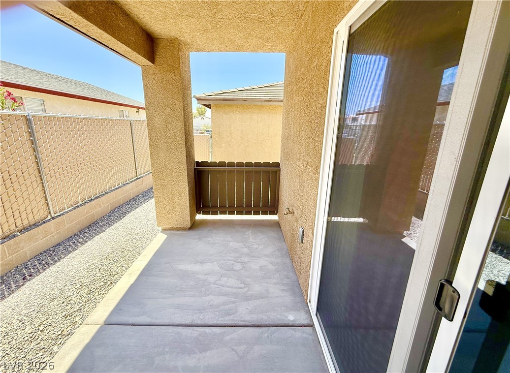 1081 S Quartzite Avenue 2