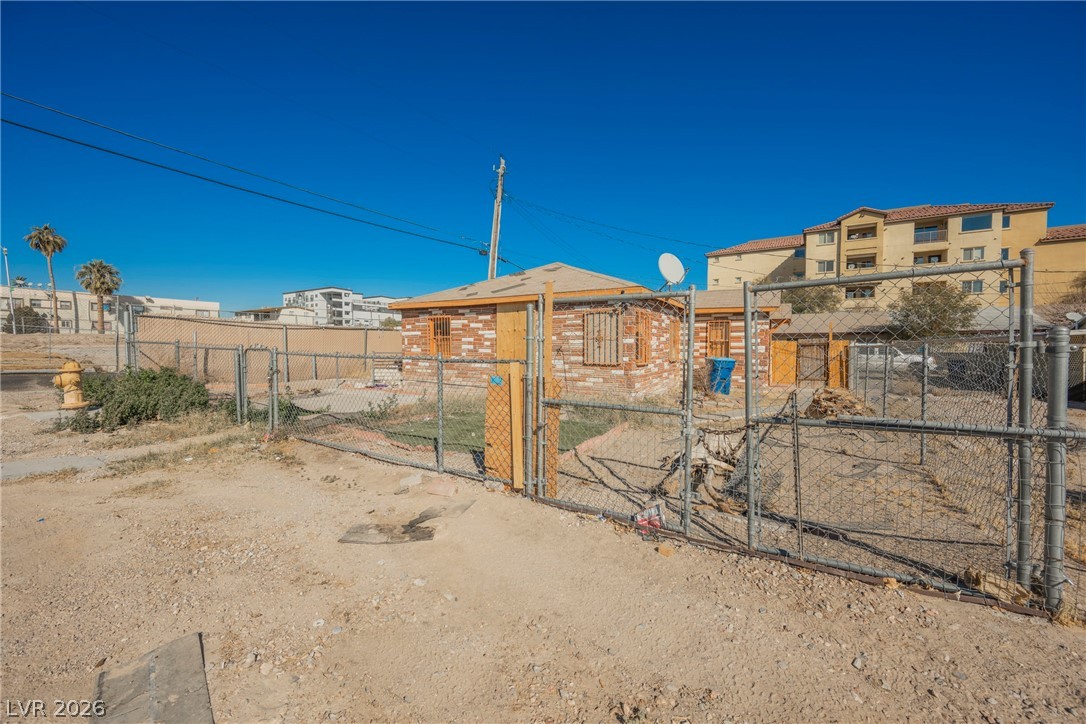1220 E Ogden Avenue
