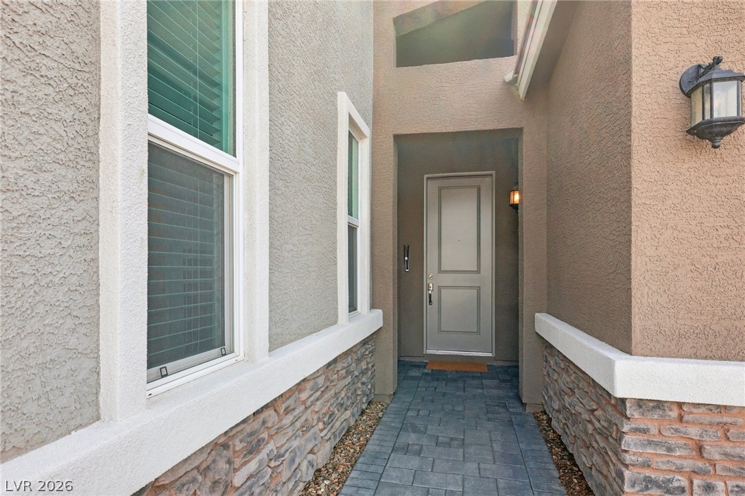 6261 Lamont Hills Avenue