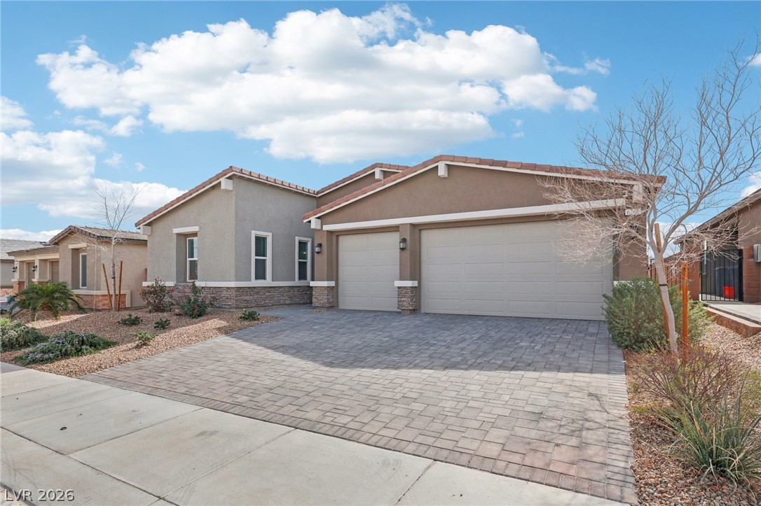 6261 Lamont Hills Avenue