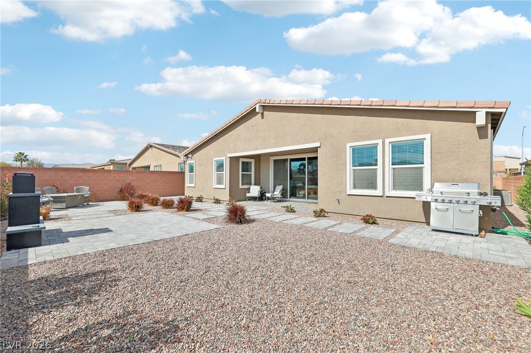 6261 Lamont Hills Avenue