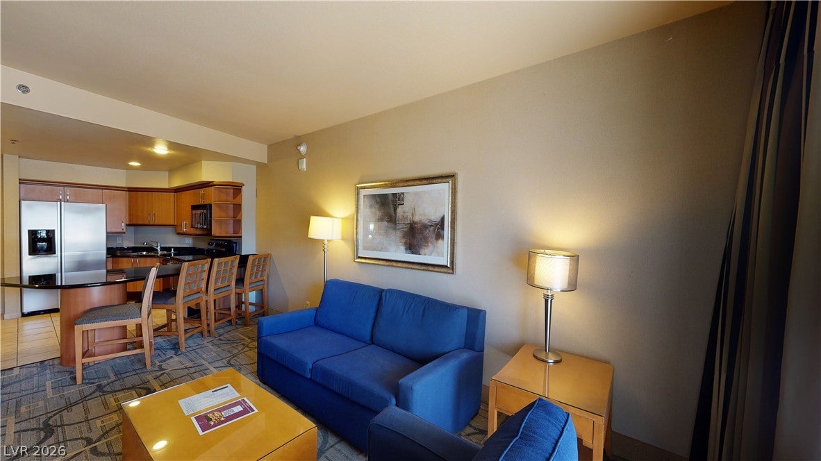 211 E Flamingo Road 202