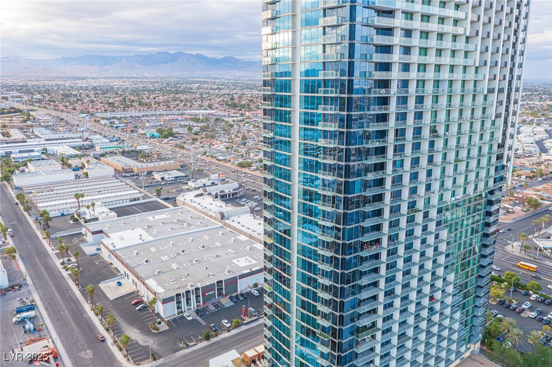 4381 W Flamingo Road 2521