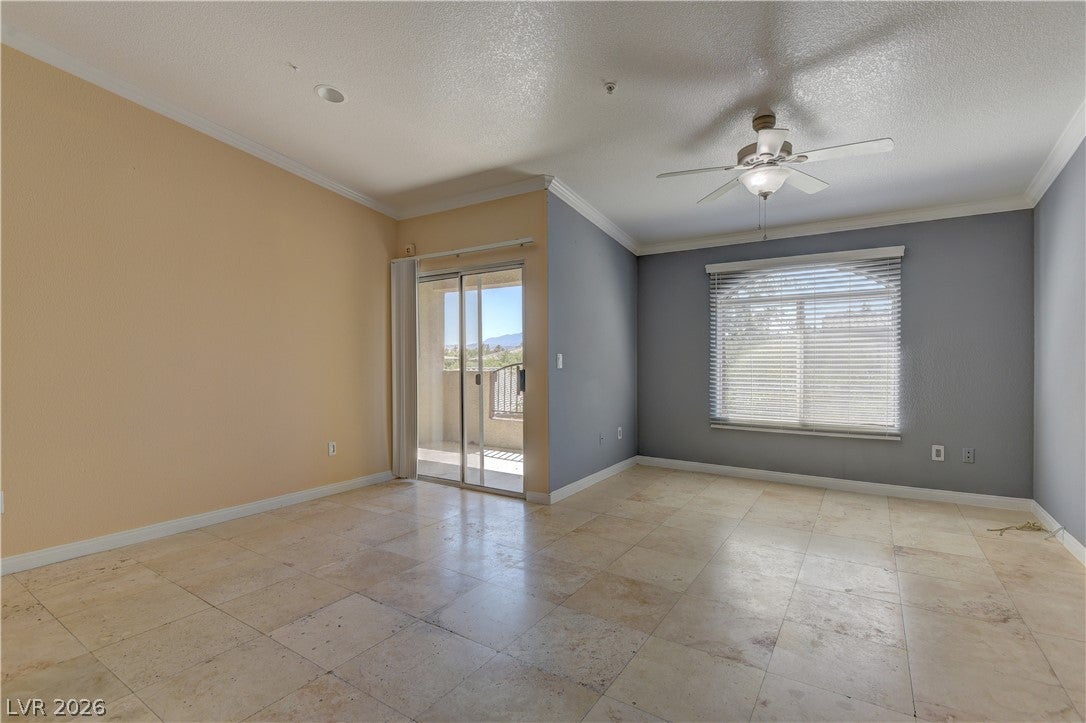4400 S JONES Boulevard 3138
