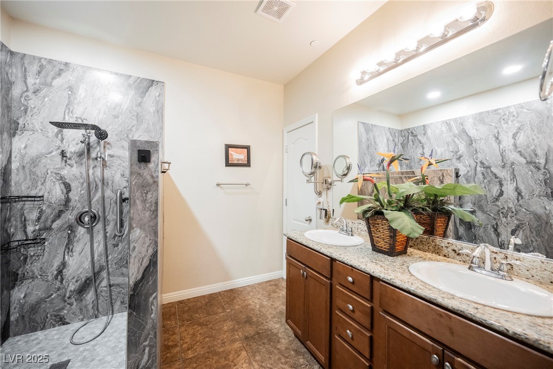 132 Soaring Sky Avenue, Henderson, Nevada image 19