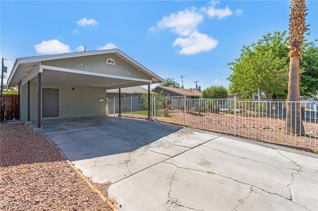 1809 Cherry Lane