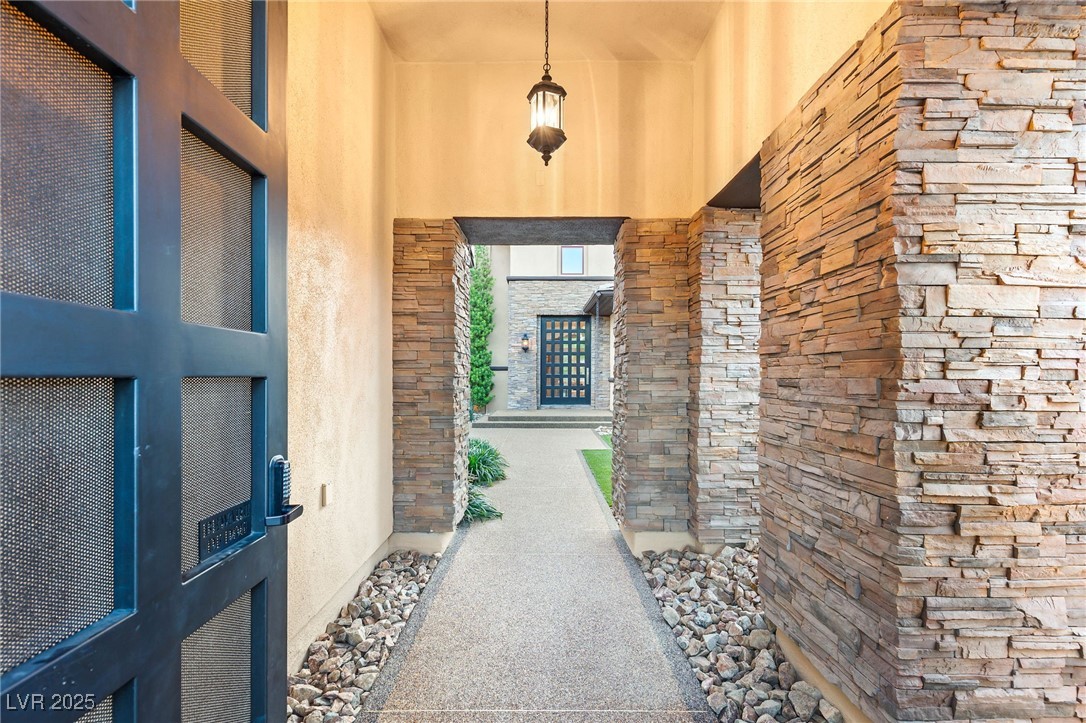 2369 Green Mountain Court