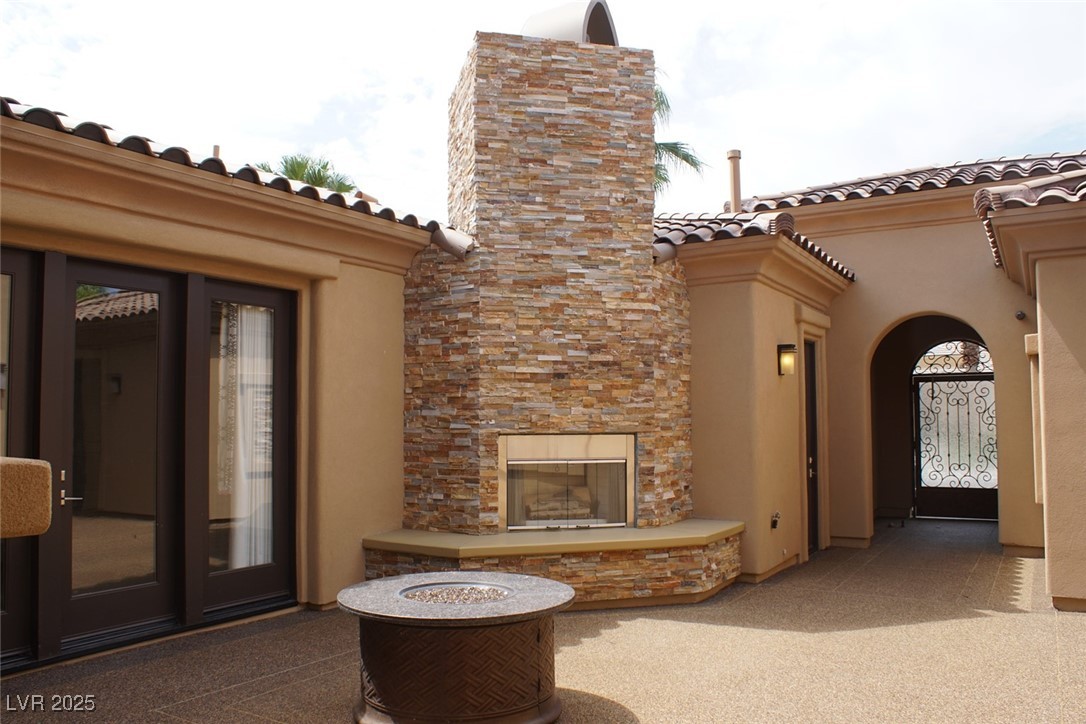 2244 Green Mountain Court