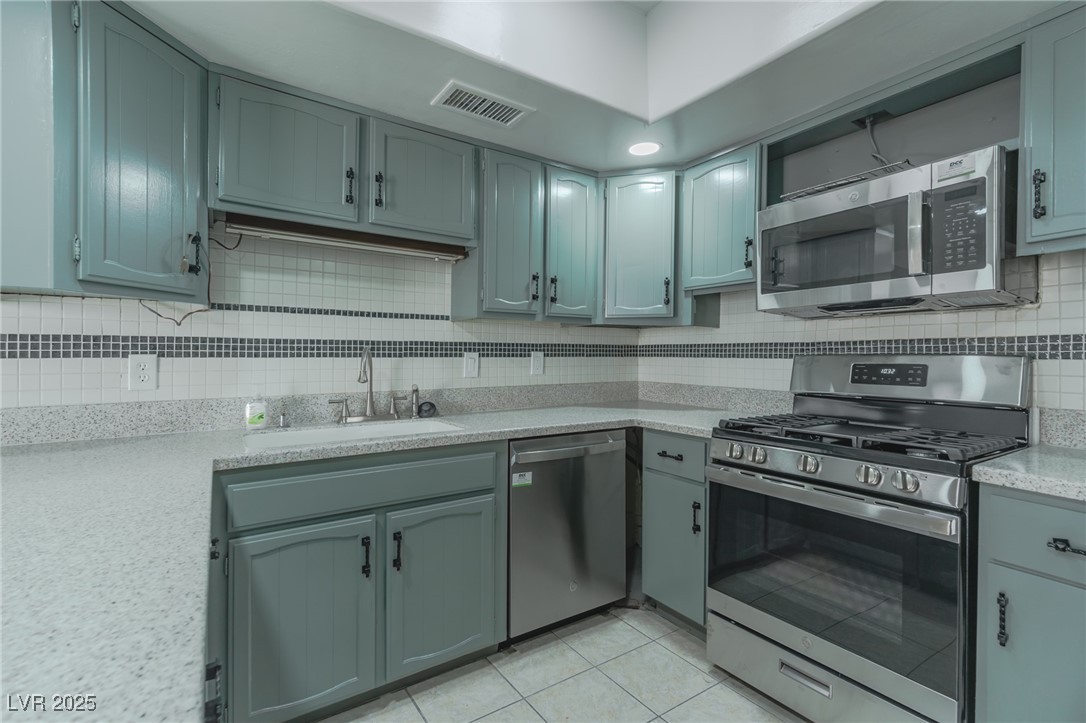 3655 Mount Vernon Avenue