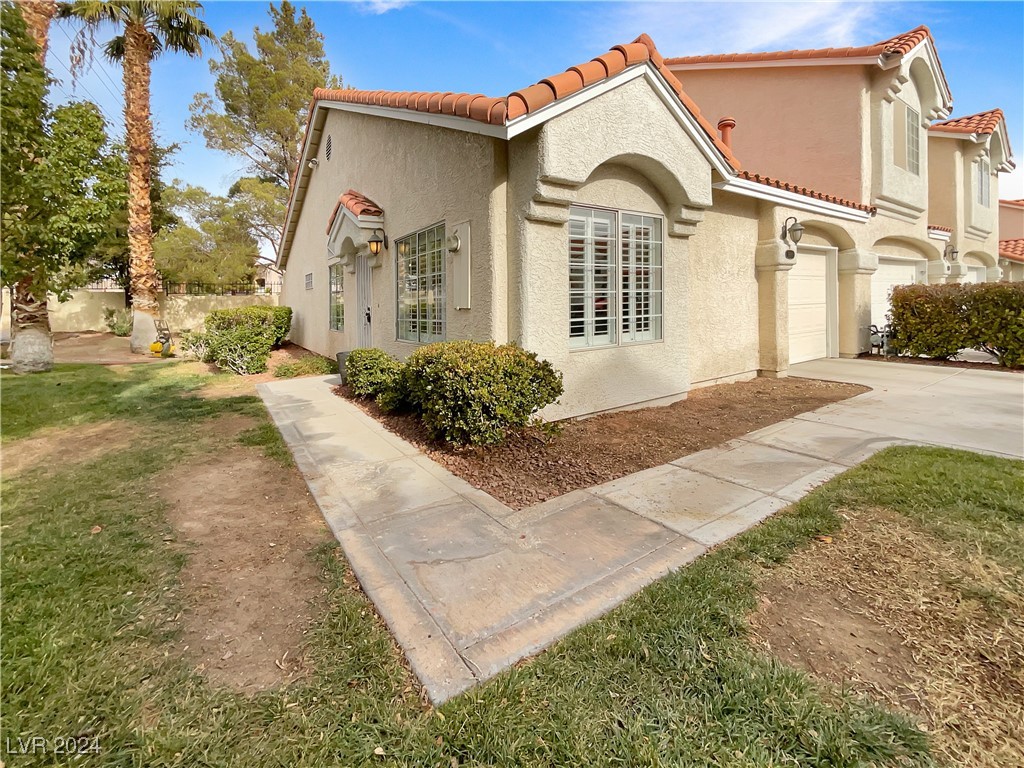 5998 Greenery View Lane, Las Vegas, Nevada image 1