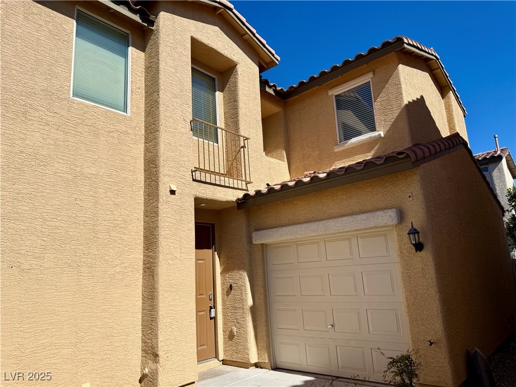 8032 Imperial Treasure Street