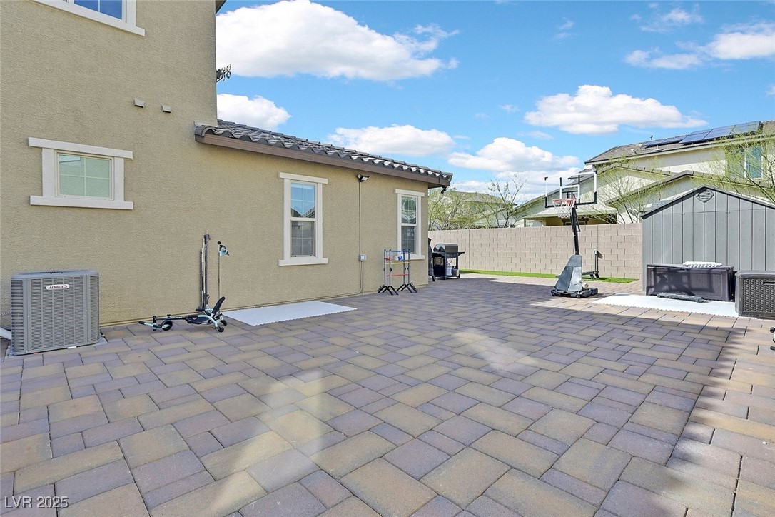 625 Honesty Court, Henderson, Nevada image 25