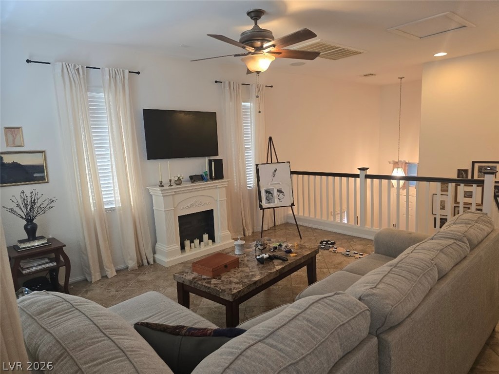 9833 Black Mulberry Street