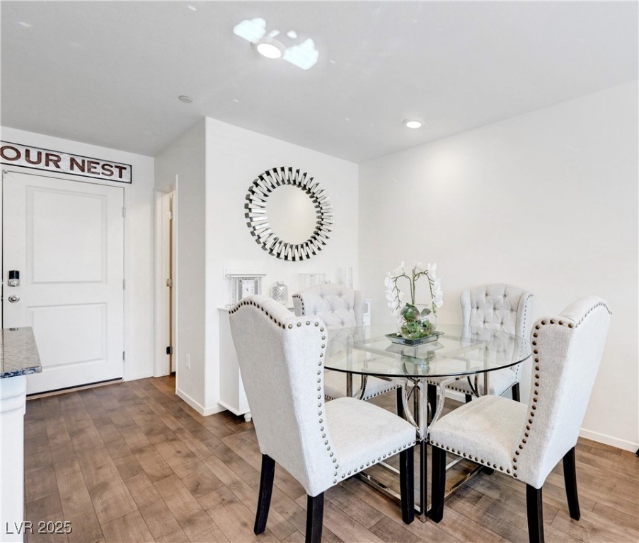 1125 Meadow Sparrow Place, Henderson, Nevada image 9