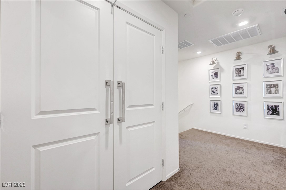 1125 Meadow Sparrow Place, Henderson, Nevada image 33