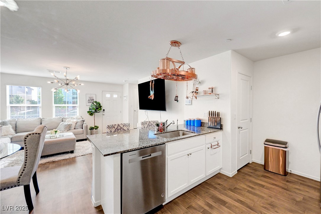 1125 Meadow Sparrow Place, Henderson, Nevada image 15