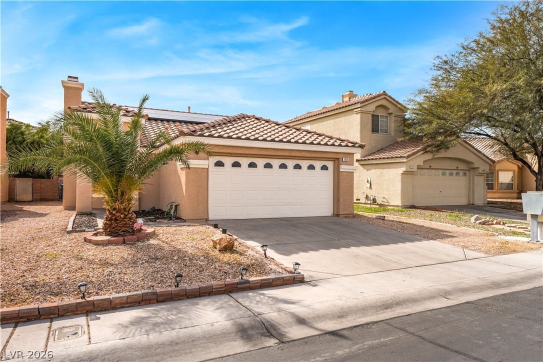 1929 Grand Prairie Avenue