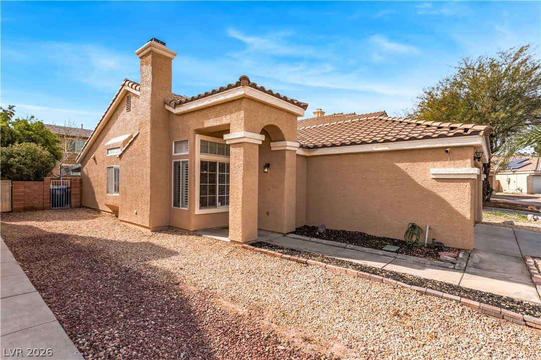 1929 Grand Prairie Avenue