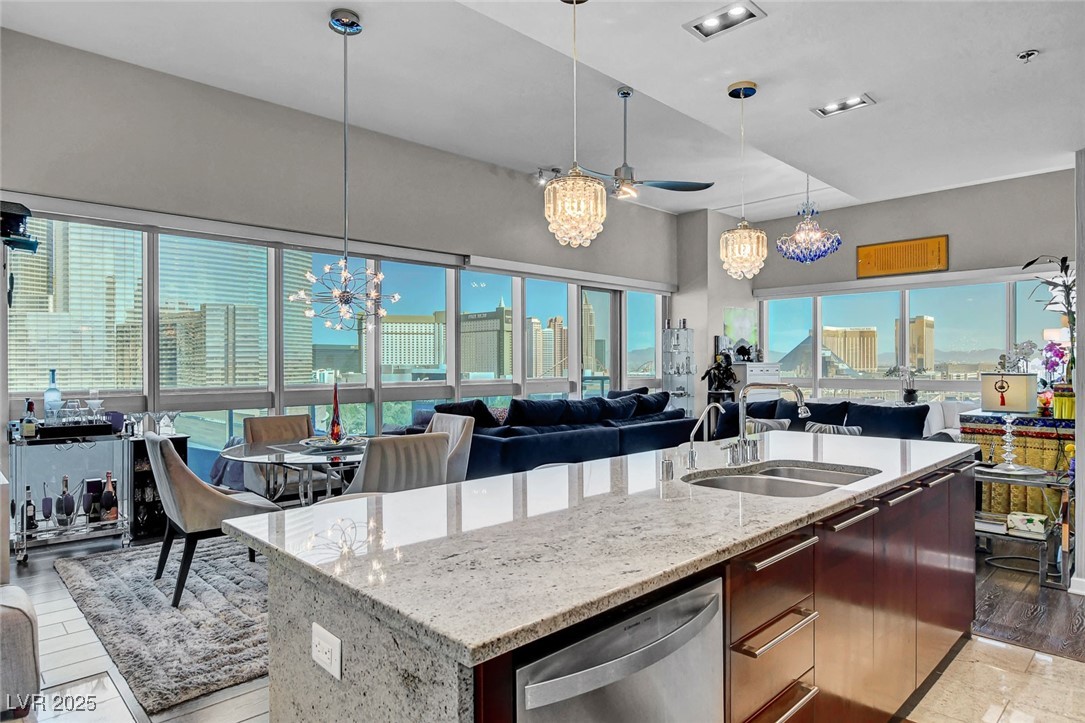 4471 Dean Martin Drive 1609