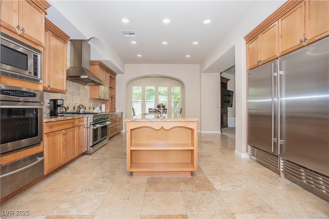 Las Vegas, Nevada 89141, United States, 5 Bedrooms Bedrooms, ,6 BathroomsBathrooms,Residential,Active,97662