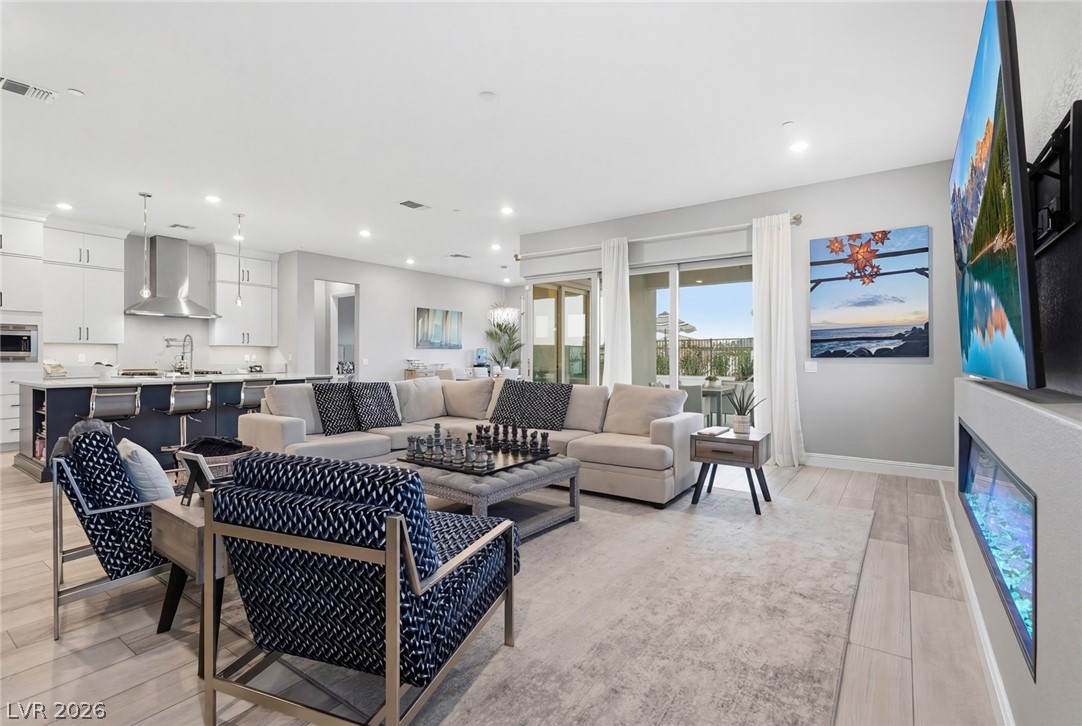 112 Springbough Lane