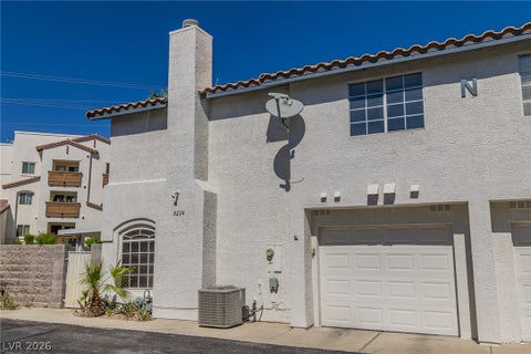 Townhouse For Sale - 8224 Crystal Star Court<br/> Las Vegas, NV 89145