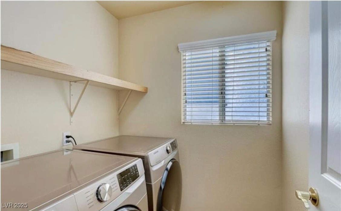 2714 Cricket Hollow Court, Henderson, Nevada image 16