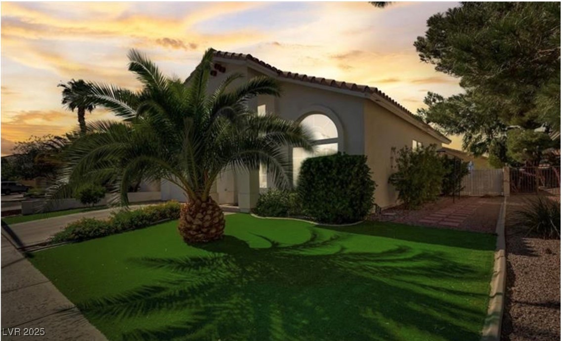 2714 Cricket Hollow Court, Henderson, Nevada image 35