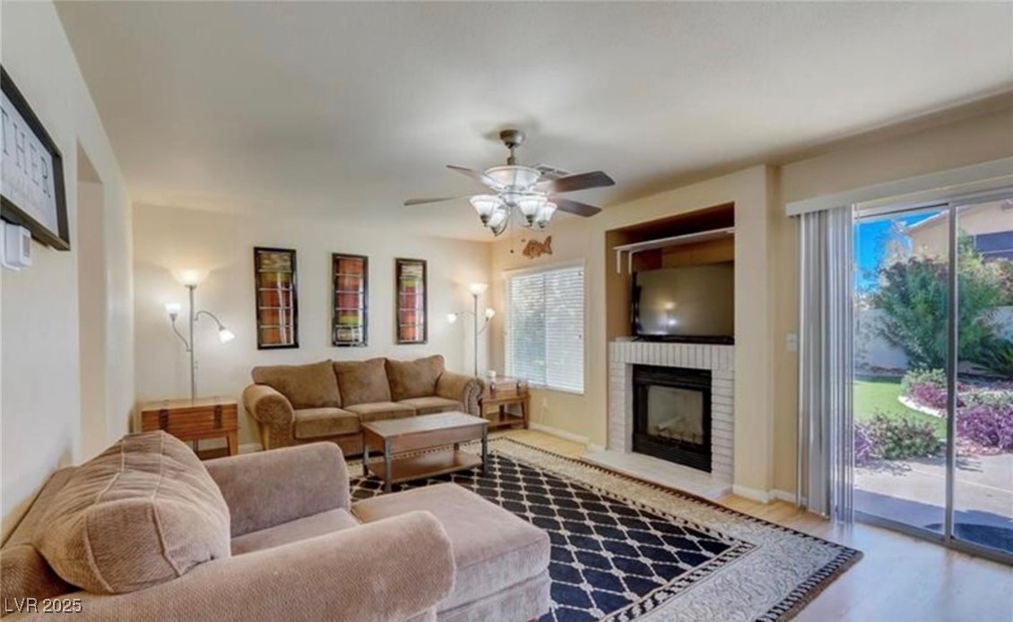 2714 Cricket Hollow Court, Henderson, Nevada image 15
