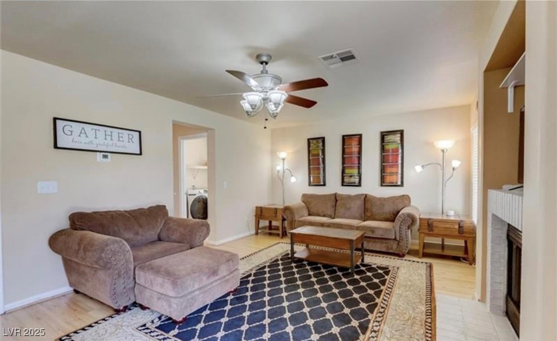 2714 Cricket Hollow Court, Henderson, Nevada image 14