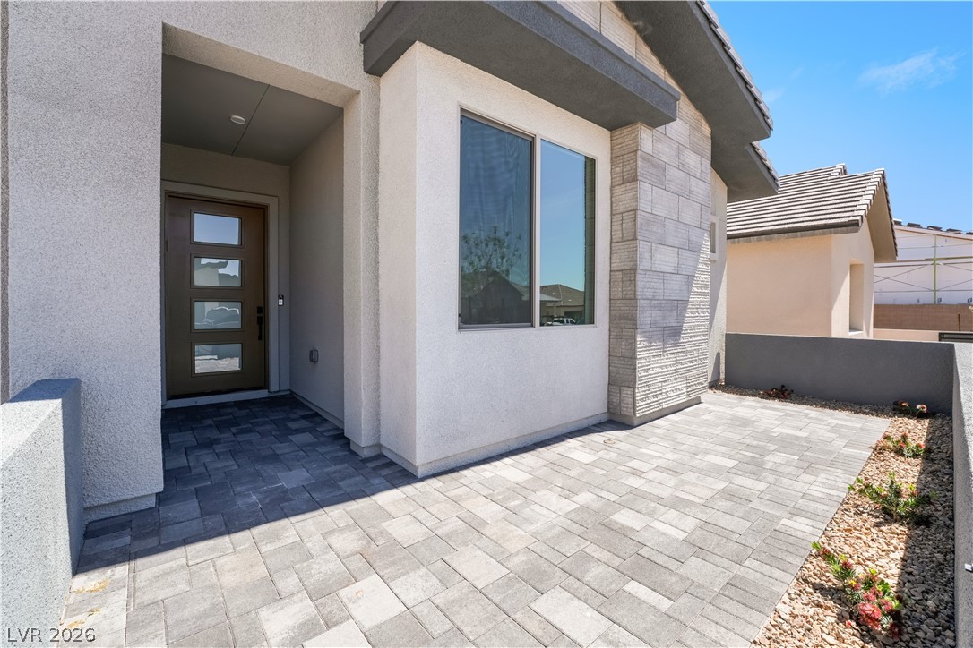 1060 Skyview Cove Court