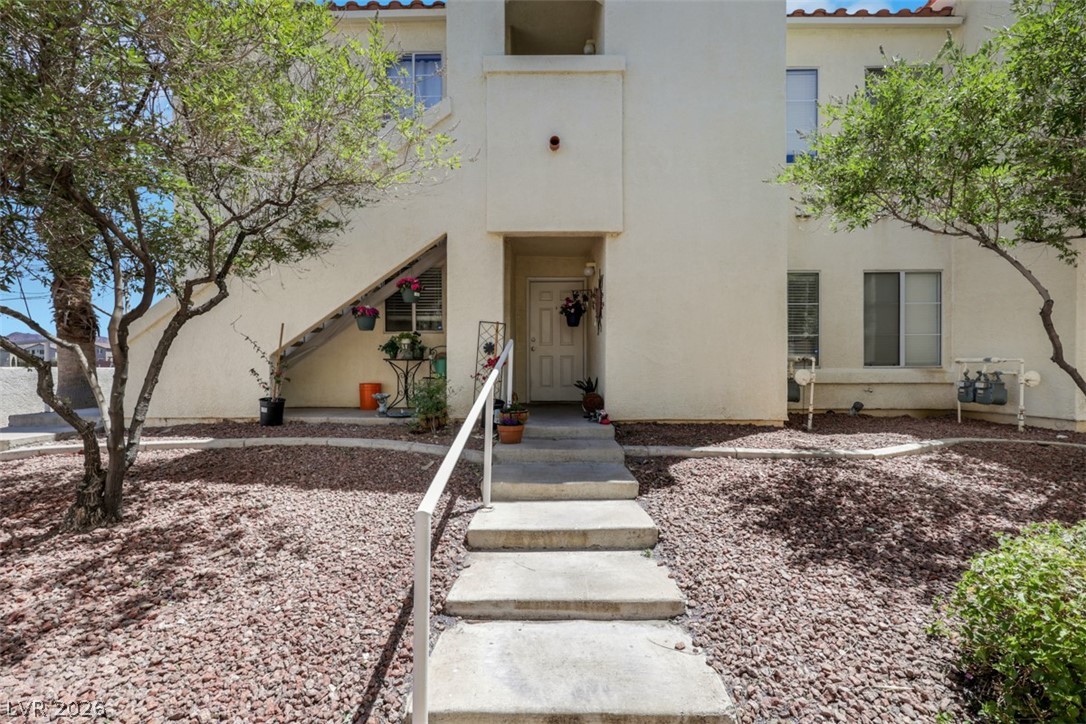 698 S Racetrack Road 1614