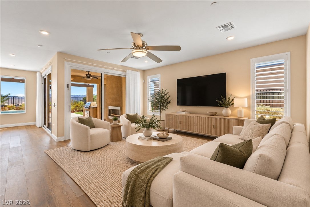 70 Sun Lily Lane