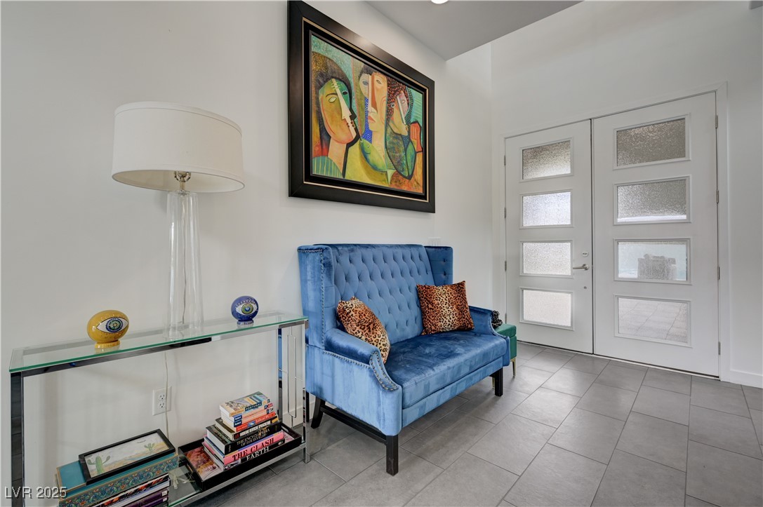 260 Tarragona Breeze Avenue