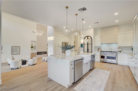 Photo of 1 Ibis Court, Henderson, NV 89052 (MLS # 2743330)